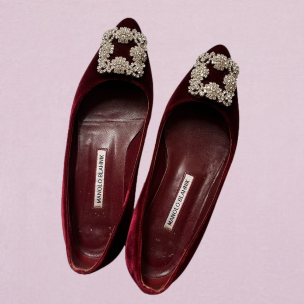 Authentic Manolo Blahnik Hangisi Velvet Flats Size 37